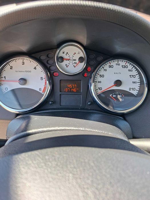 Peugeot 207 1.6 HDI 90cv