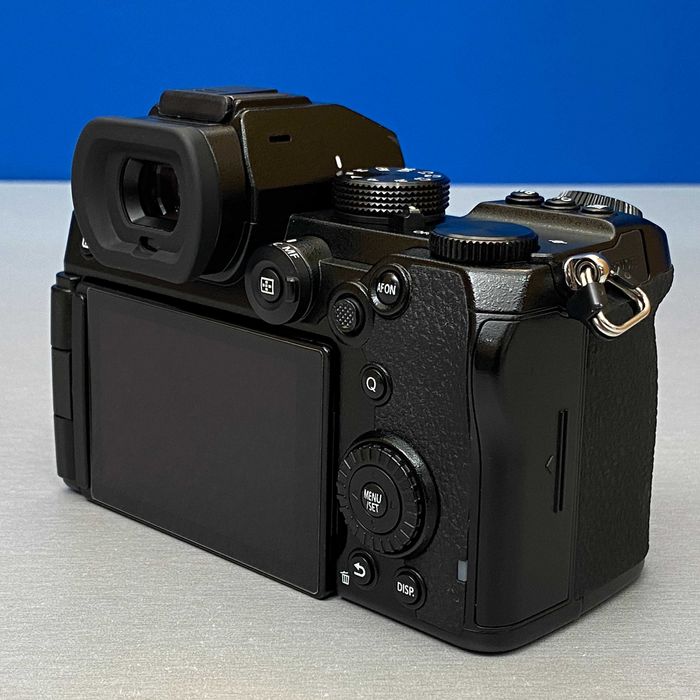 Panasonic Lumix DC-S5 (Corpo) - 24.2MP