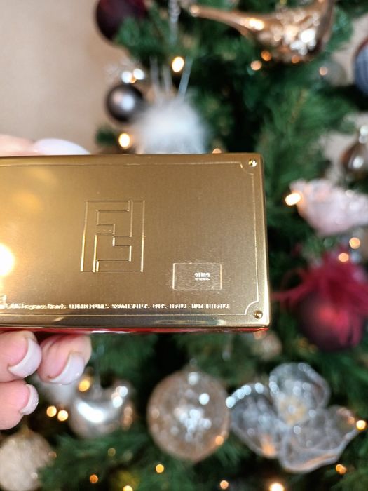 Парфуми Фенді Акваросса