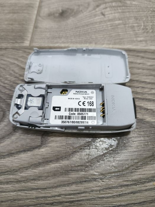 Nokia 3330  Finland