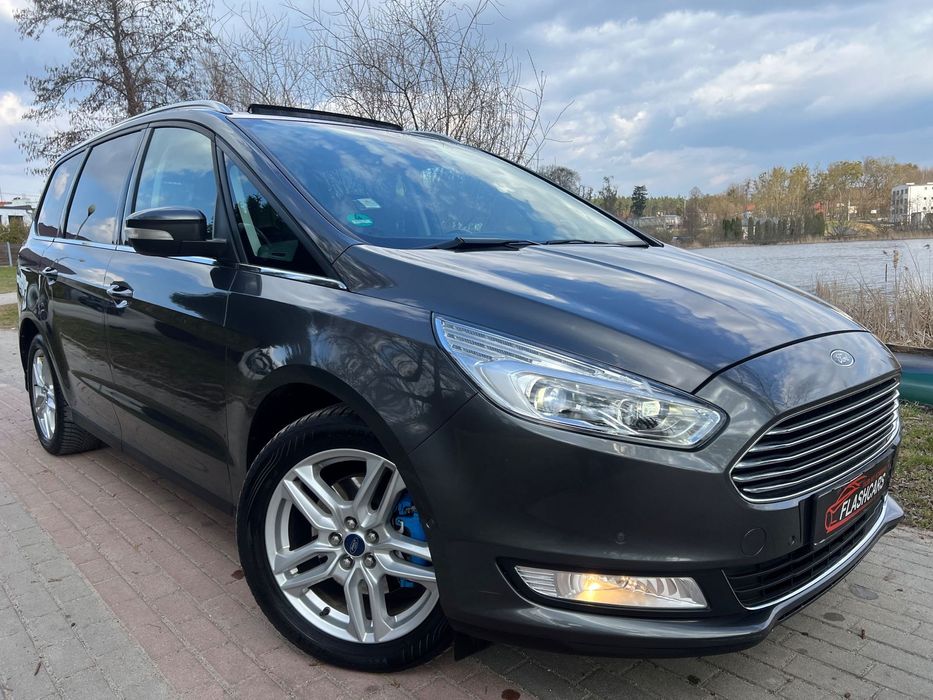 Ford Galaxy Biled * Panorama * NAVI * Kamera * Skóry * 7 osób * 2.0 190 Automat