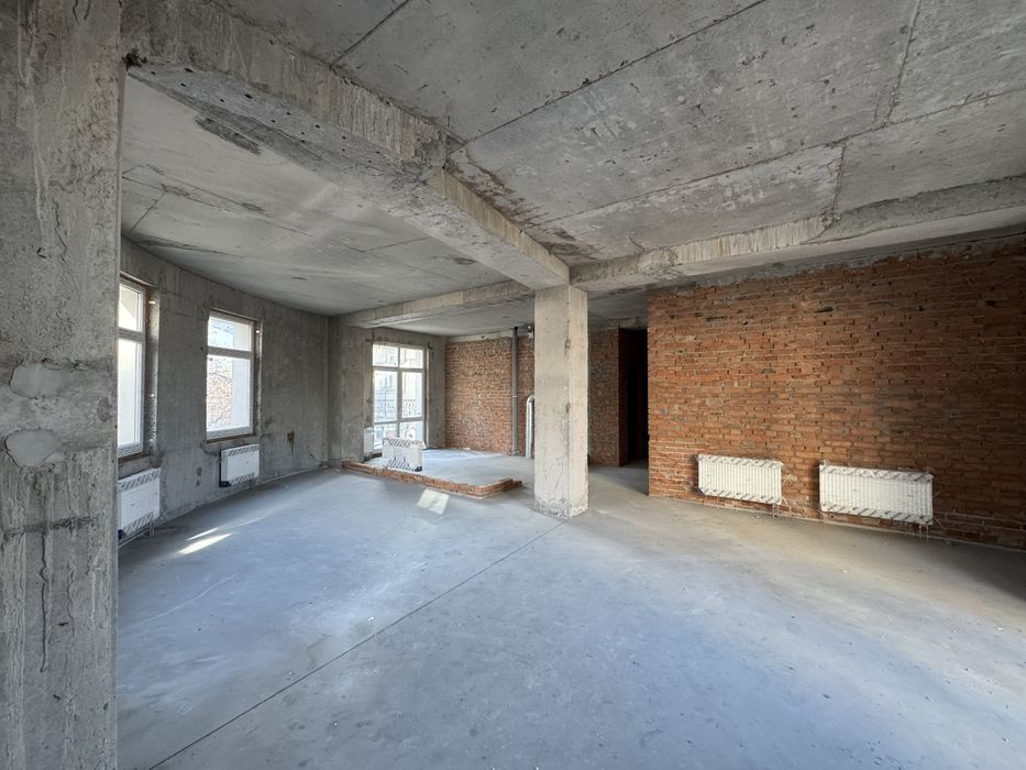 Без% ЖК Патріарх Холл 96м Паньківська Назарівська Саксаганського Центр