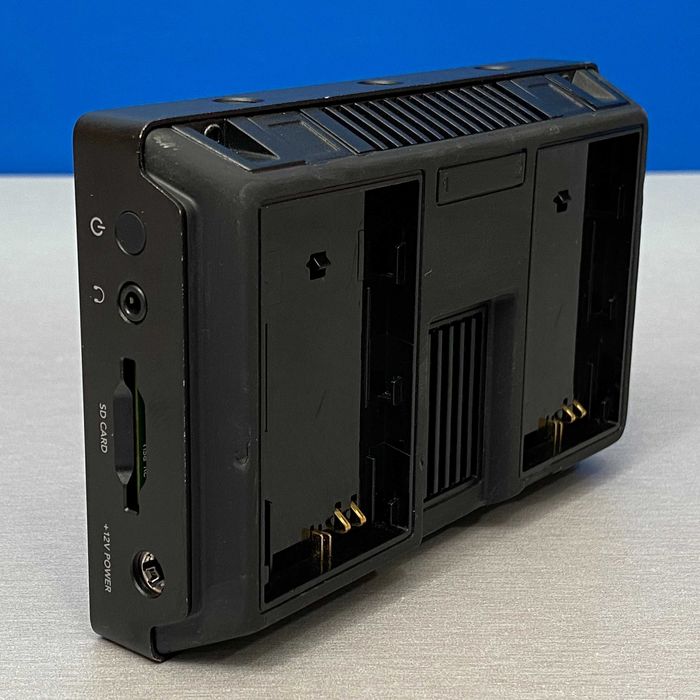 Blackmagic Video Assist 5" | 2015