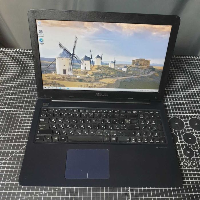 Ноутбук ASUS VivoBook E502NA-DM016T (2 ядра, 4 Гб ddr3L, HDD 500 Гб)