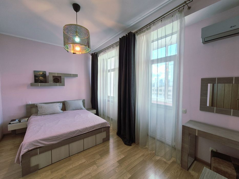 Продаж 2-к квартири в ЖК Елегант, Жилянська 118. Ремонт, Ботсад Фоміна