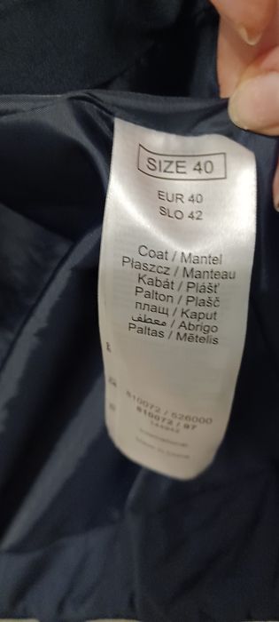Sprzedam plaszcz  f. ORSAY