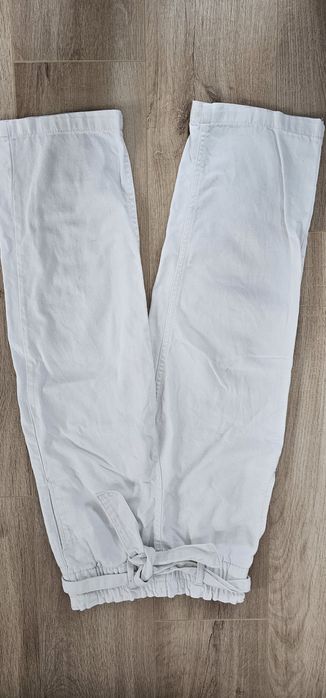 Spodnie r.134 dla dziewczynki szerokie nogawki