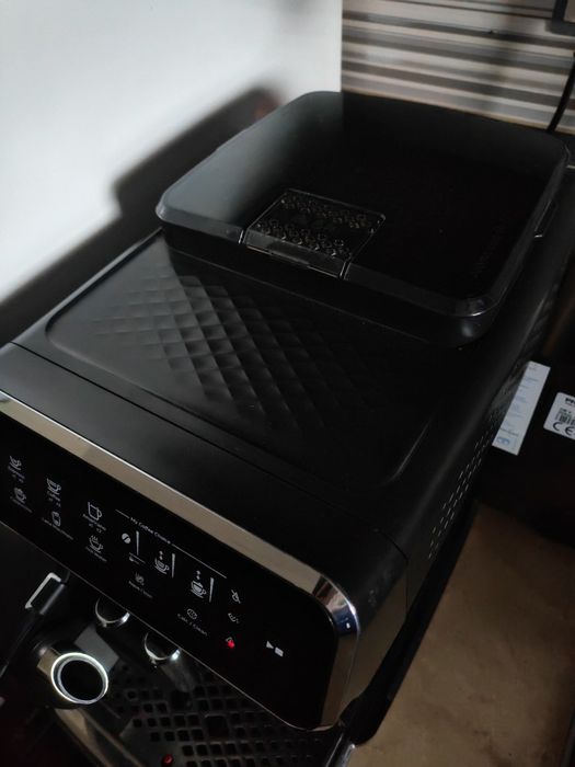 Ekspres automatyczny Philips LatteGo EP3241 - świeżo po serwisie