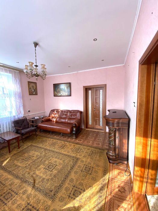 Продаж Великого,Цегляного Будинку в Топовому місці VS ID: 37073