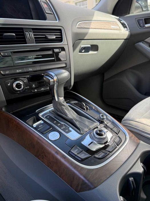 продам Audi Q5 в ідеальному стані
