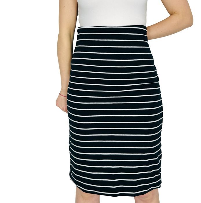 Czarna ołówkowa spódnica w paski L 40