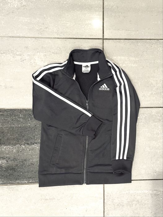 Bluza adidasa  rozmiar 7