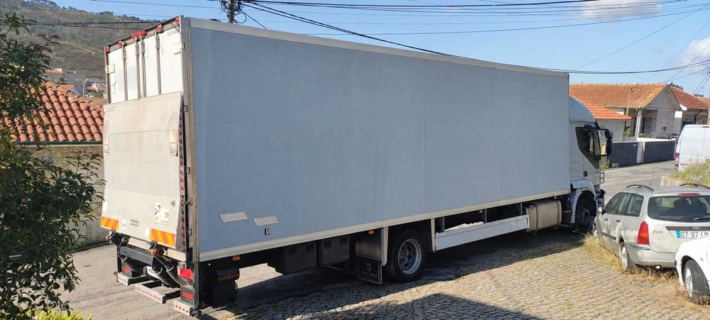 IVECO STRALIS 330 (Usado em bom estado)