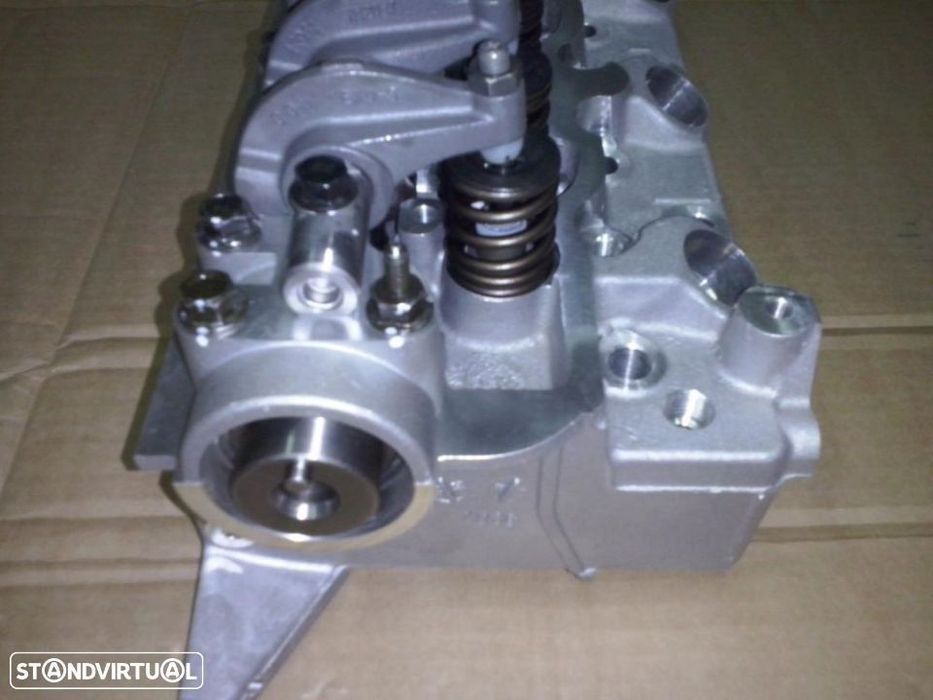 cabeça de motor completa Mitsubishi e Hyundai 2.5TD (Nova)
