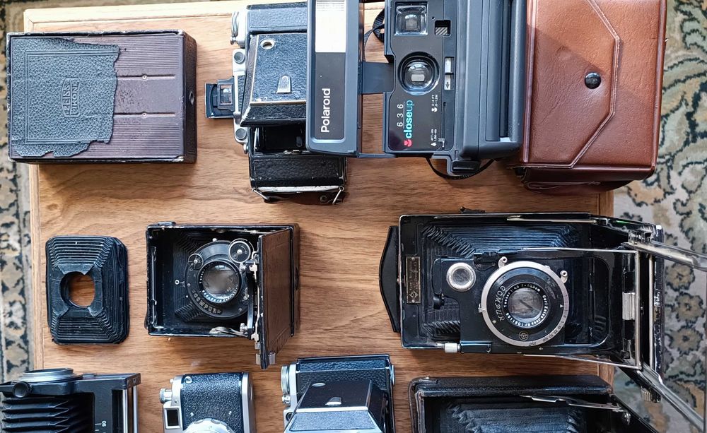 Коллекция фотоаппаратов и принадлежностей в розницу