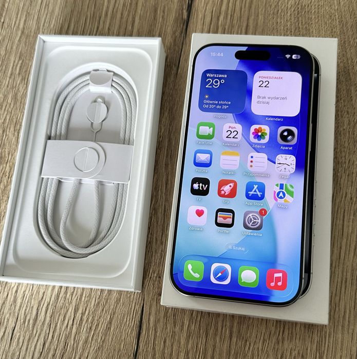 Iphoje 16 pro 256gb biały tytan - jak nowy