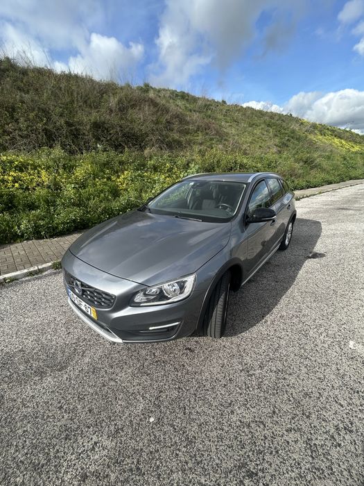 Volvo V60 D4 Cross Country excelente estado