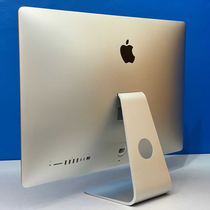 Apple iMac 27" 5K - 2020 (i7-10700K/40GB RAM/512GB SSD/Radeon Pro 5500 XT 8GB)