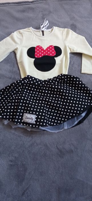 Bluzeczka ze spódniczką