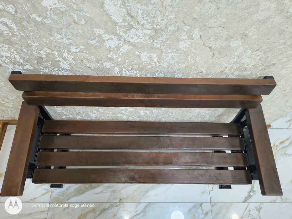 Дерев'яна лавка в стилі лофт