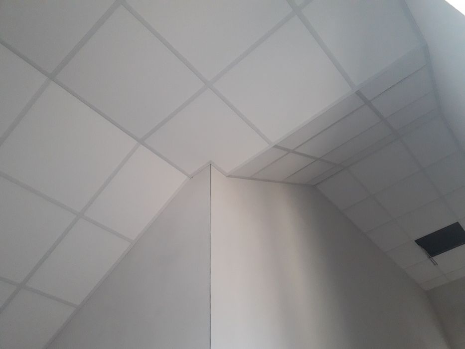 Sufit podwieszany kasetonowy 60X60 Armstrong CAŁA Polska CENA BRUTTO
