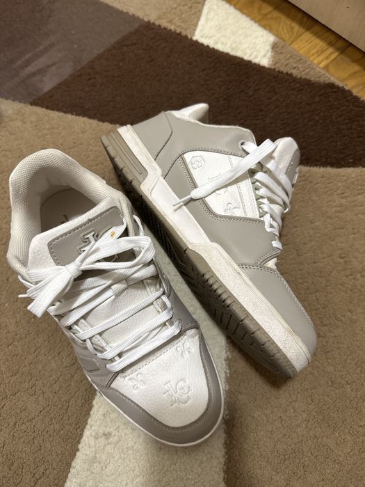 Взуття, кросівки NewYorker