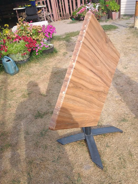 Столи 5 шт складні в заклад, на літню терасу для дачі