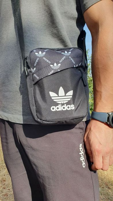 Сумка Adidas чорна через плече