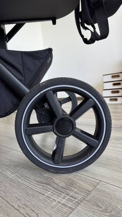 Каляска,люлька,автокрісло