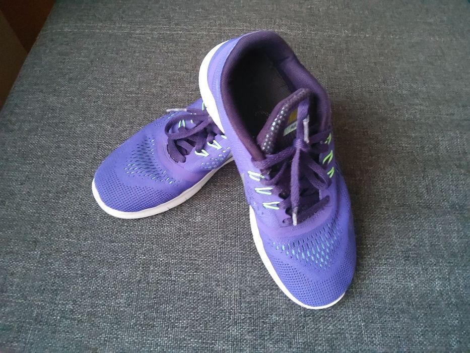 Buty sportowe Nike dziewczęce rozmiar 36 / 36,5
