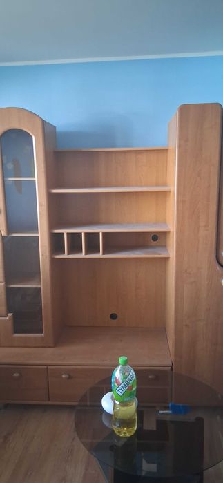 Oddam za darmo regał  pokojowy