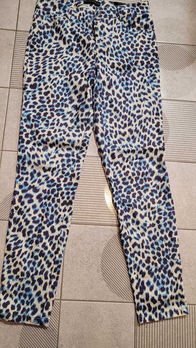 Spodnie Guess w centki rozm.27