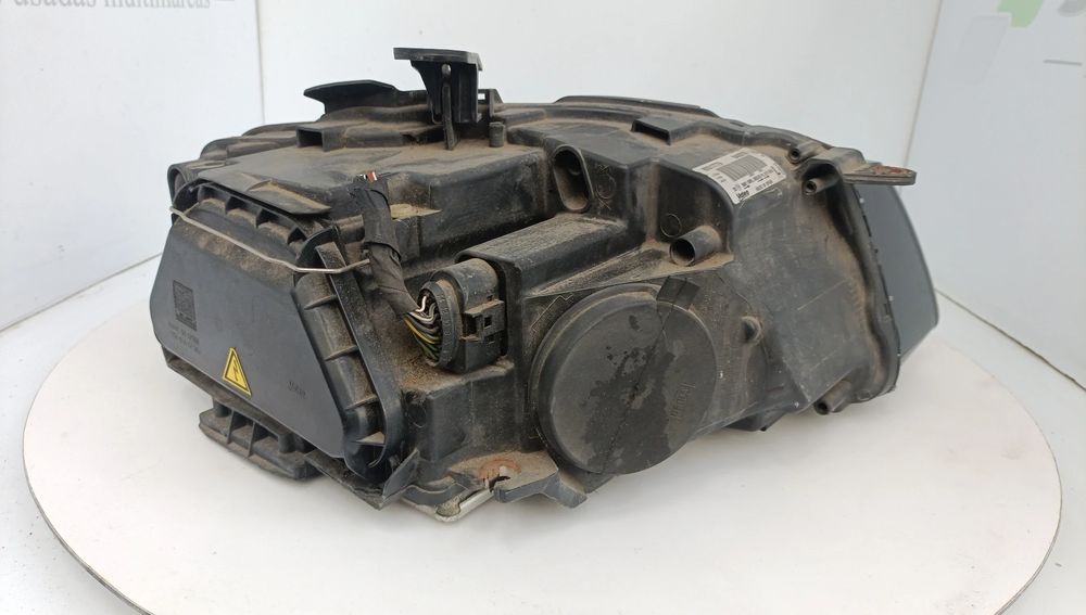 Ótica / farol esquerda AUDI A5 (8T3)