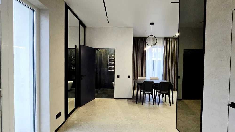 Вітаю. ГАЗ, ЦЕНТРАЛЬНІ КОМУНІКАЦІІ, будинок-дуплекс 125м2; Ліцей#1.