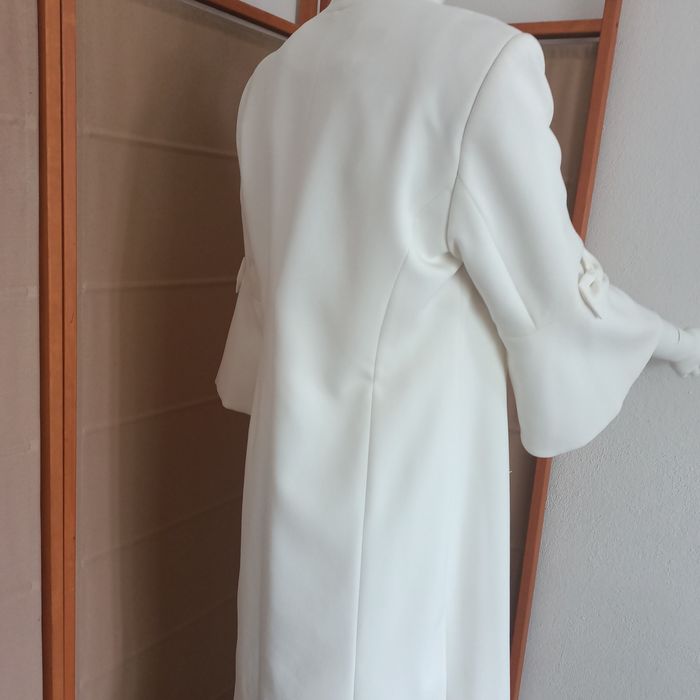 Suknia ślubna plus płaszcz r.42