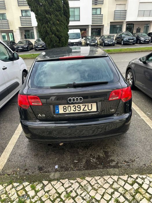 Audi A3 1.6 preto