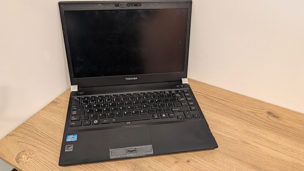 Portátil A2179 Apple MacBook Air 13" i3 Silver, 8GB/256GB, Grade A