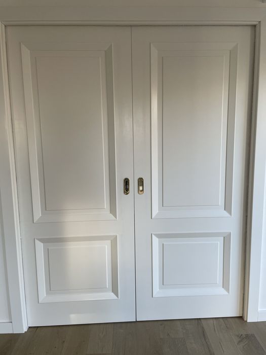 Drzwi przesuwne drewno białe lakierowane