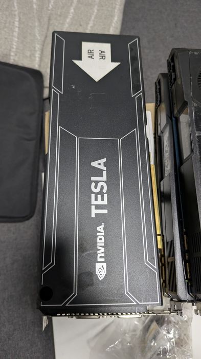 Відеокарта Nvidia Tesla K10 8ГБ DDR5  графічний процесор