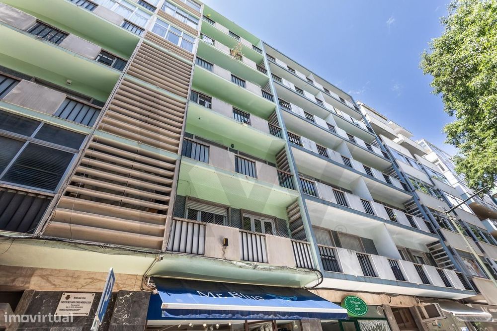 Apartamento T2 no Jardim da Parada em Campo de Ourique - Para Arrendar