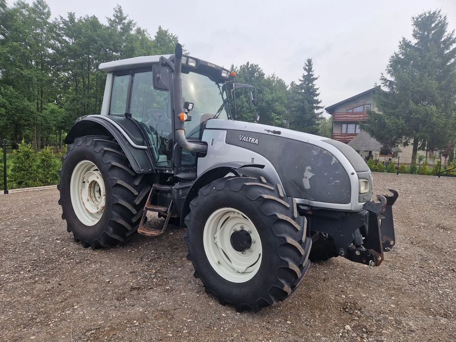 Valtra T131 HiTech  Klima TUZ SPRĘŻARKA Amortyzowana OŚ/Kabina PEŁZAKI Sprowadzona