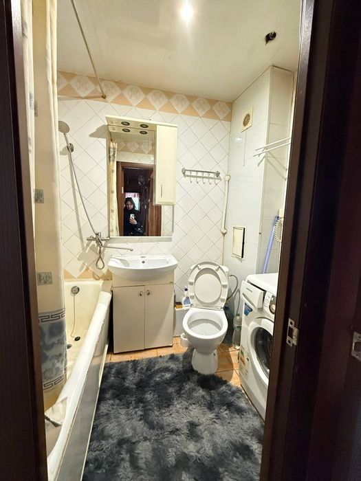 Оренда двох кімнатної квартири  ЖМ Комунар