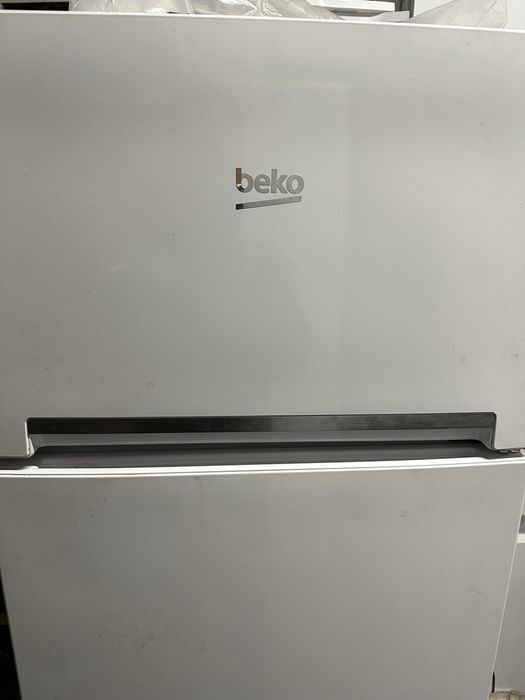 Холодильник «Beko RDSA280K20W»