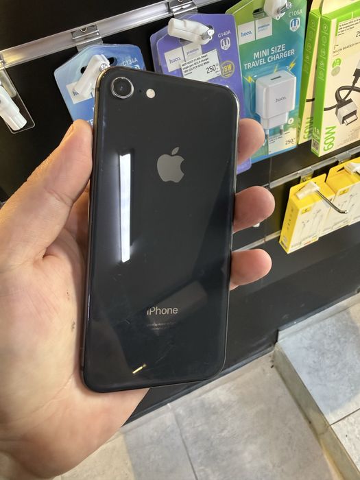 iPhone 8 64  неверлок есть 20шт