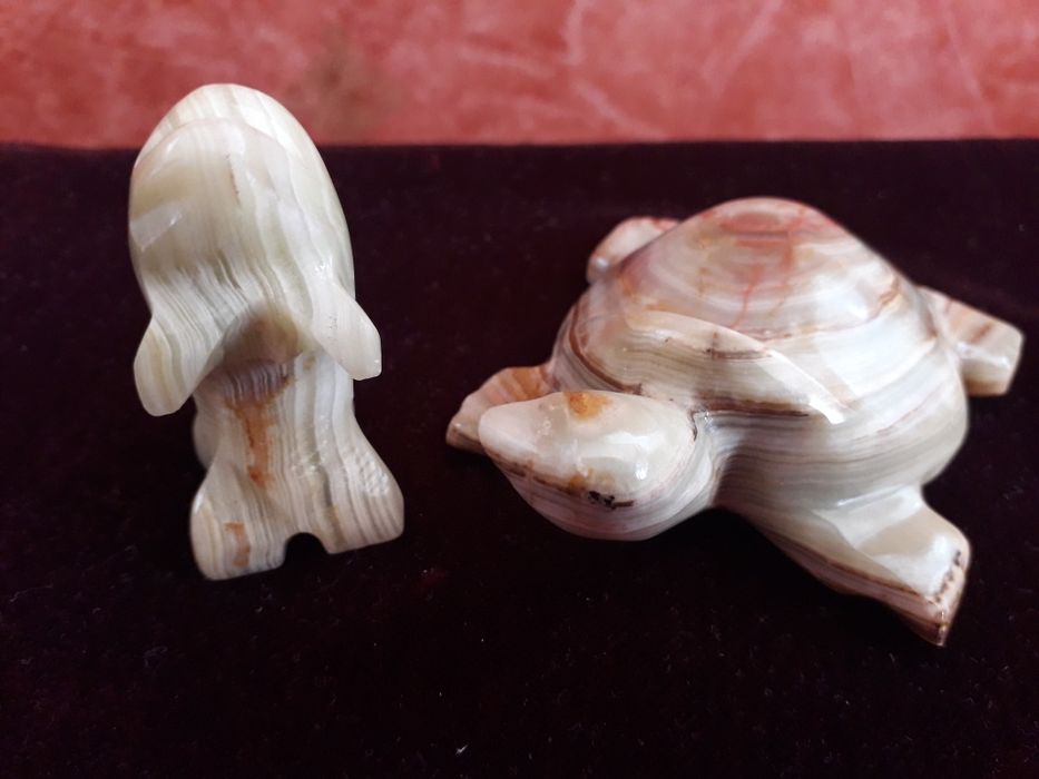 Статуетки з онікса