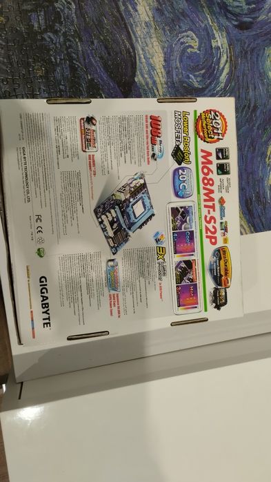 Материнська плата Gigabyte GA-M68MT-S2P