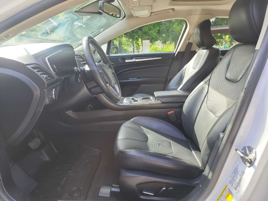Ford Fusion Titanium      2019