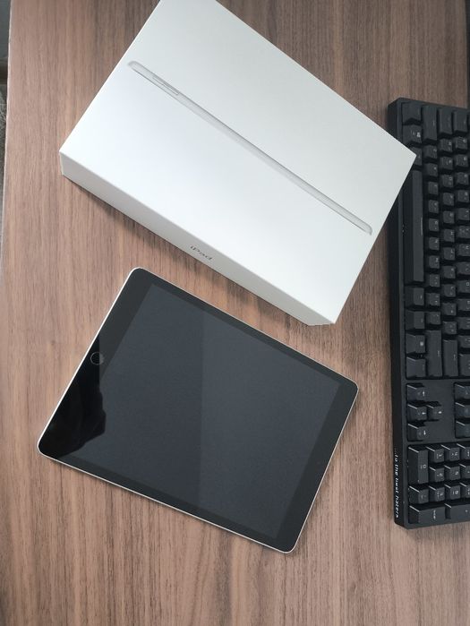 Ipad 9 gen 64 gb + ladowarka. Możliwy odbiór osobisty Wrocław Biskupin