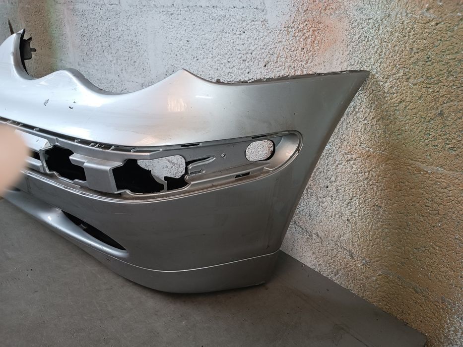 Vendo parachoque de frente Mercedes Benz Classe W203 ano 1998/2004
