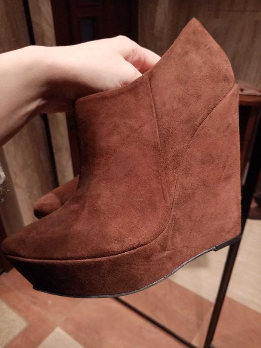 Botki Buffalo London, rozmiar 41